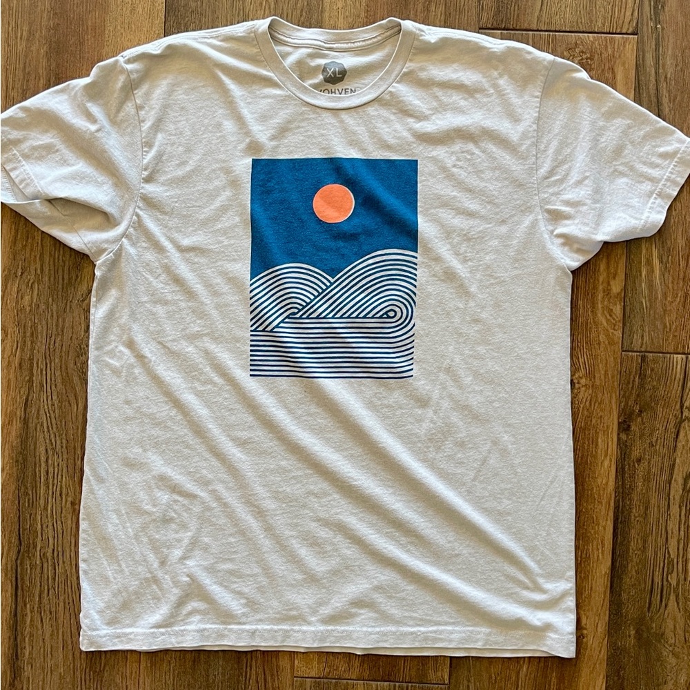 Wave Graphic Oatmeal/Tan T-Shirt